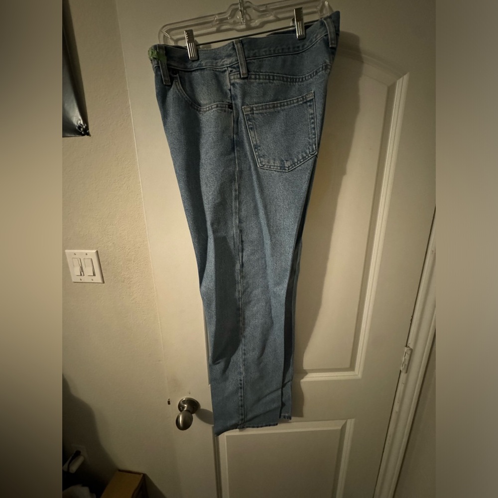 starched Magellan jeans size 31x 30